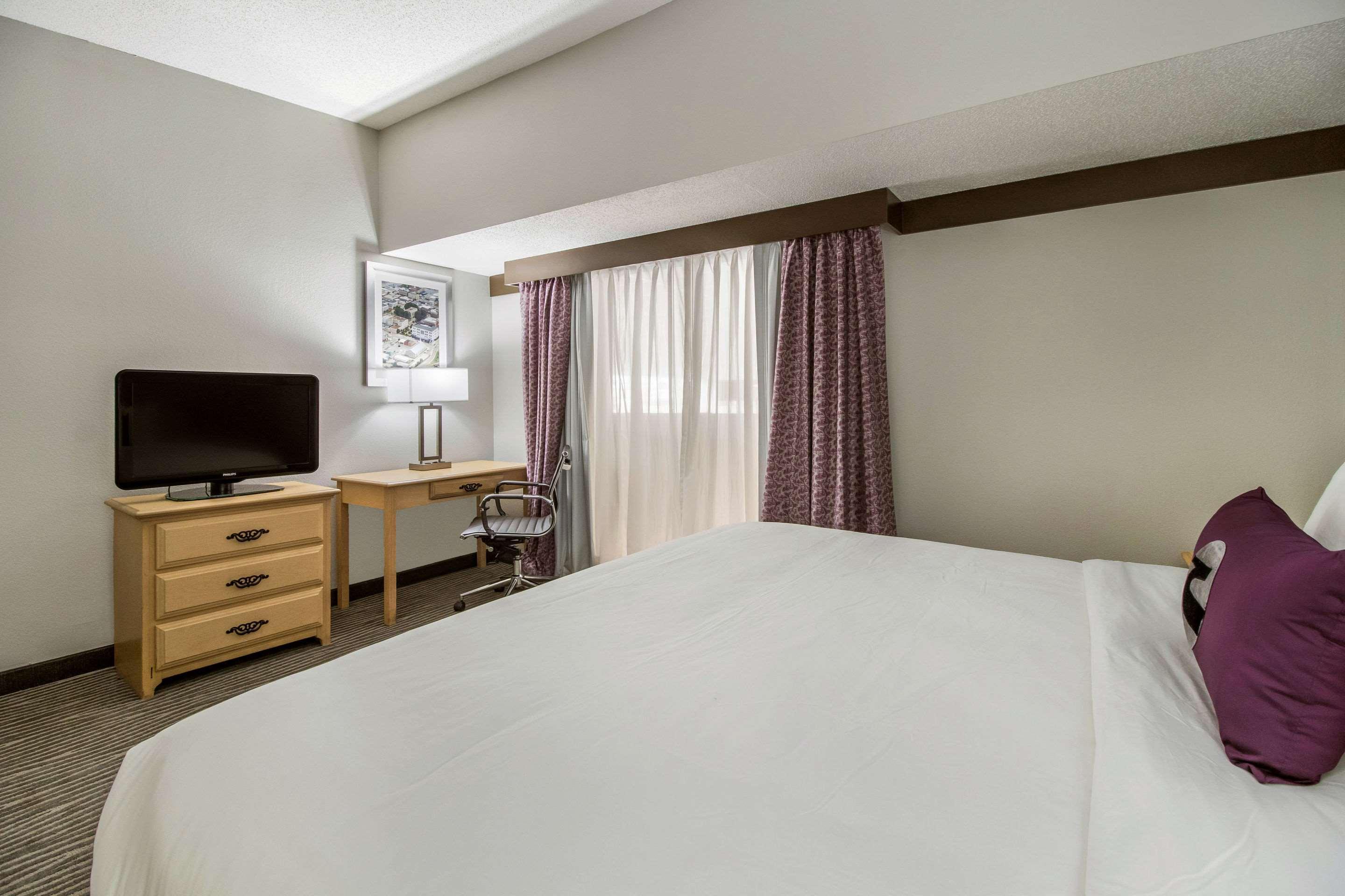 Clarion Hotel Jackson Northwest Eksteriør billede