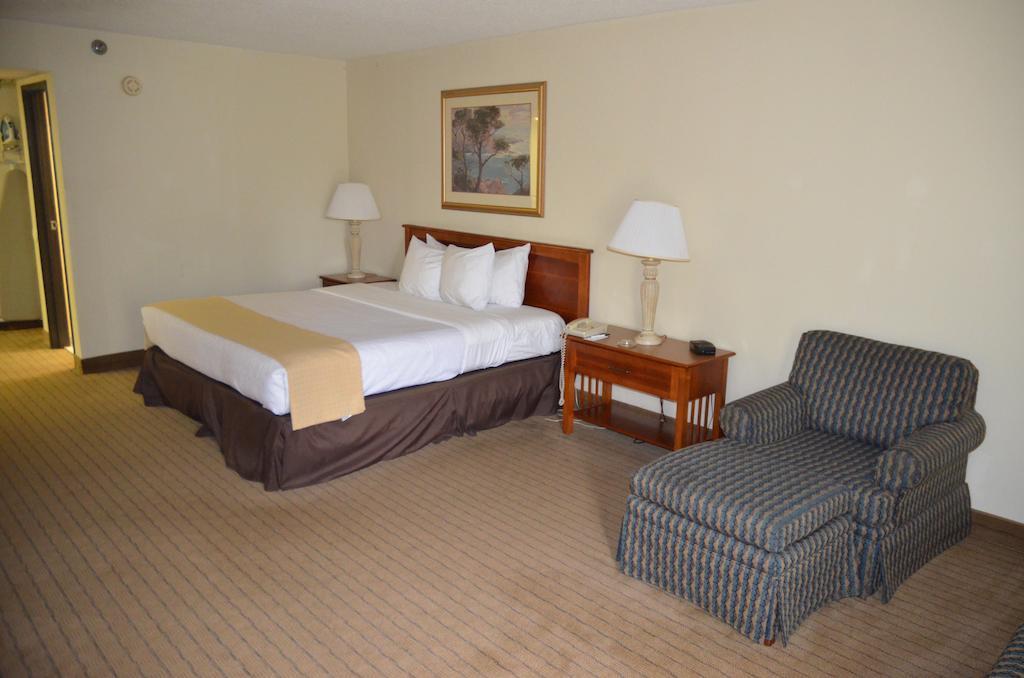 Clarion Hotel Jackson Northwest Eksteriør billede